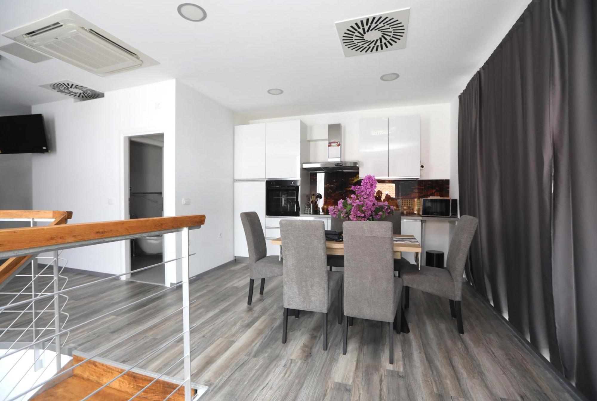D R Apartments Šibenik Esterno foto