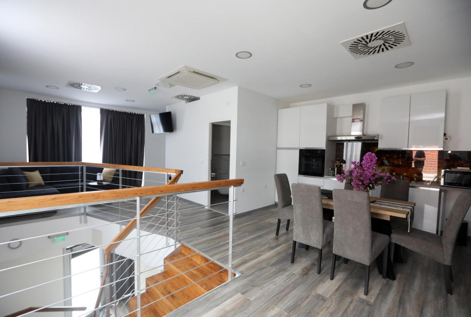 D R Apartments Šibenik Esterno foto