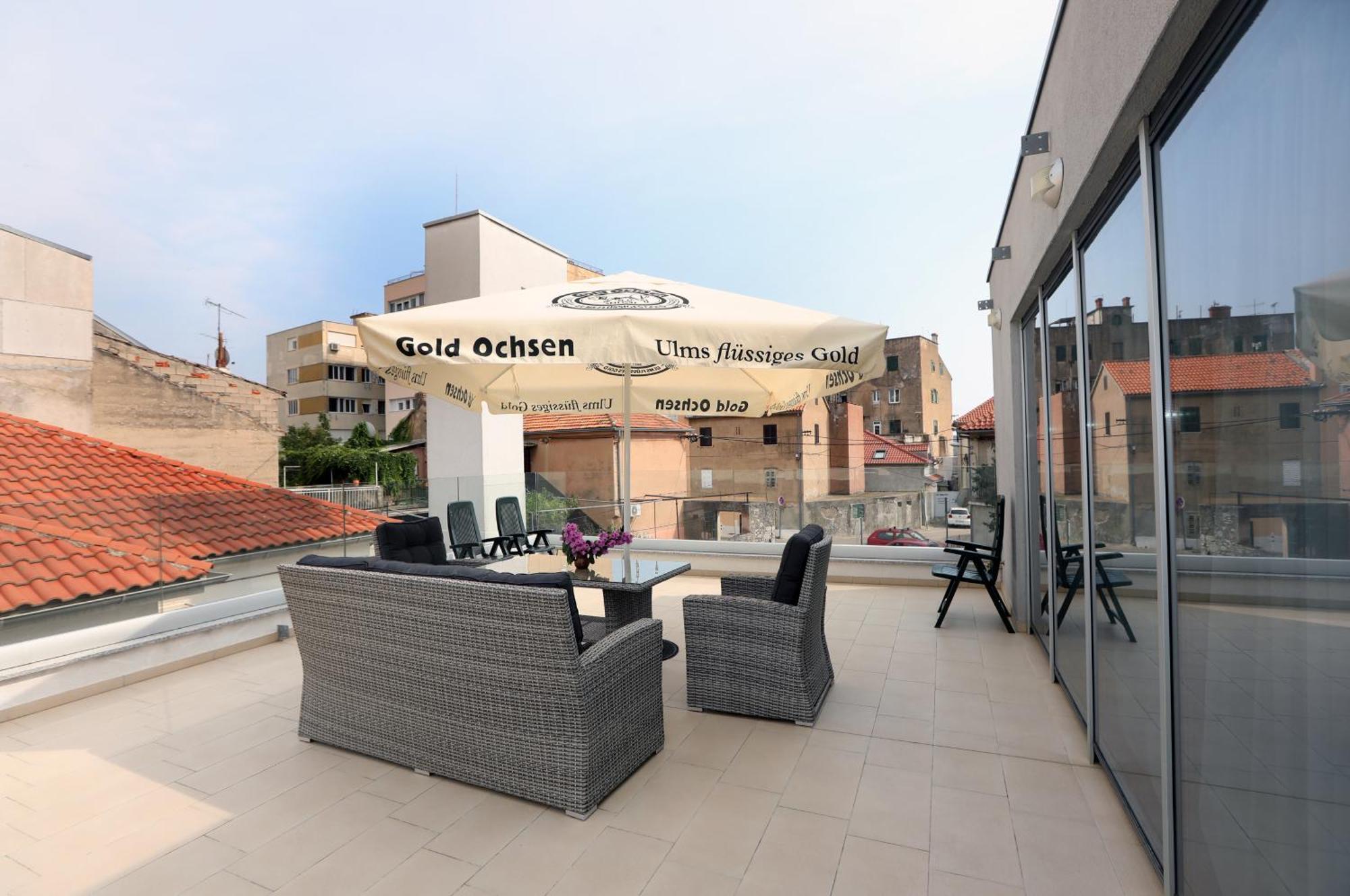D R Apartments Šibenik Esterno foto